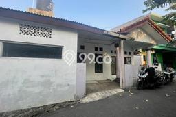 Rumah Luas Asri 4 KT Siap Pakai di Condet Jakarta Timur Rumah Luas Asri 4 KT Siap Pakai di Condet Jakarta Timur