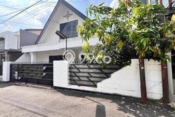 Hot Offer Hunian Mewah Ideal dan Luas di Tebet, Jakarta Selatan Hot Offer Hunian Mewah Ideal dan Luas di Tebet, Jakarta Selatan