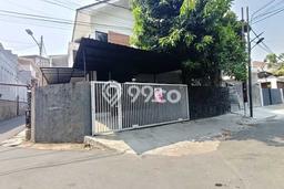 Disewakan Hunian Konsep Modern di Tebet Jakarta Selatan dengan 4 Kamar Disewakan Hunian Konsep Modern di Tebet Jakarta Selatan dengan 4 Kamar
