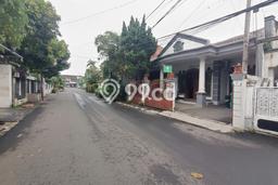 Disewakan Hunian Konsep Modern di Tebet Jakarta Selatan dengan 7 KT Disewakan Hunian Konsep Modern di Tebet Jakarta Selatan dengan 7 KT