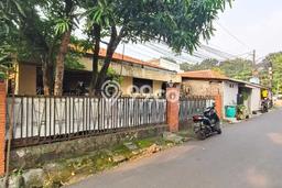 Rumah Mewah LB 170m2 Siap Huni Desain Elegan di Pejaten, Jakarta Selatan Rumah Mewah LB 170m2 Siap Huni Desain Elegan di Pejaten, Jakarta Selatan