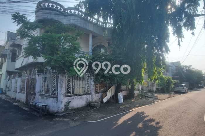 Untuk Dijual Tanah di Tebet Jakarta Selatan Luas 300m2 SHM Untuk Dijual Tanah di Tebet Jakarta Selatan Luas 300m2 SHM