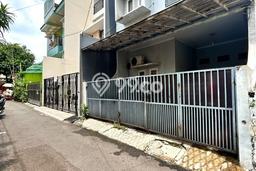 Rumah Strategis Modern Lb 125m2 di Tebet, Jakarta Selatan Rumah Strategis Modern Lb 125m2 di Tebet, Jakarta Selatan