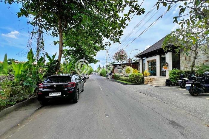 Disewakan Tanah di Seminyak Badung Seluas 5060m2 Disewakan Tanah di Seminyak Badung Seluas 5060m2