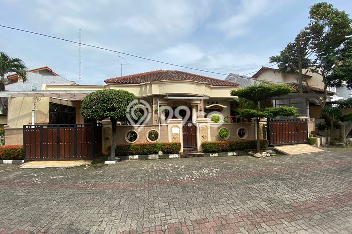 Rumah Strategis Minimalis Lb 180m2 di Tembalang, Semarang Rumah Strategis Minimalis Lb 180m2 di Tembalang, Semarang