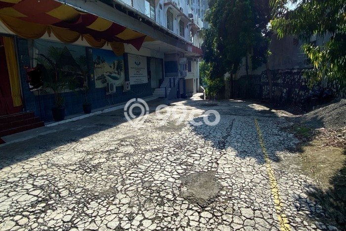 Hot Offer Hunian Mewah Ideal dan Luas di Candisari, Semarang Hot Offer Hunian Mewah Ideal dan Luas di Candisari, Semarang