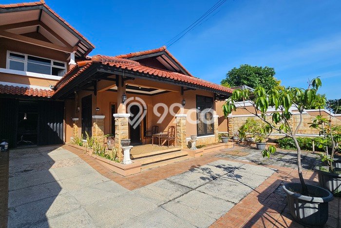 Rumah Luxury Modern Tanpa Renovasi di Ngesrep Semarang Rumah Luxury Modern Tanpa Renovasi di Ngesrep Semarang