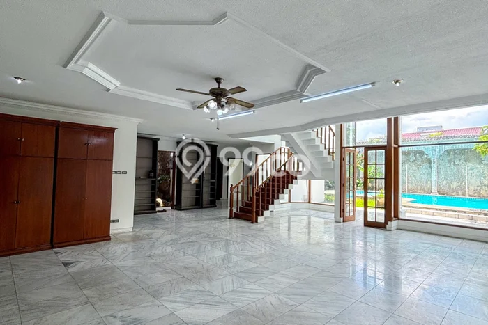 For Sale! Luxury House LT 736m2 Desain Elegan di Cipete For Sale! Luxury House LT 736m2 Desain Elegan di Cipete