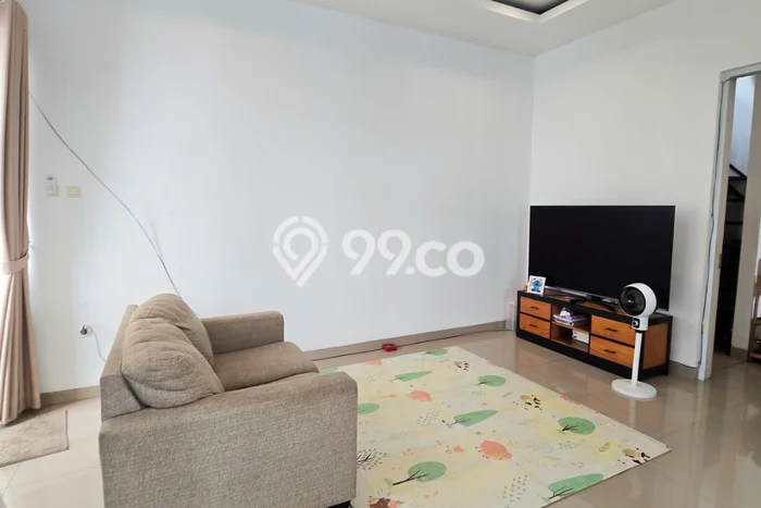 Rumah area Cinere, Dekat Tol, 3 KT, LT 90m² LB 180m² Rumah area Cinere, Dekat Tol, 3 KT, LT 90m² LB 180m²