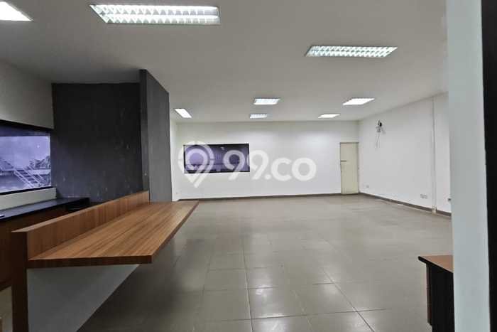 Unit Komersial Disewakan di Jakarta Selatan Area Strategis Harga Kompetitif Unit Komersial Disewakan di Jakarta Selatan Area Strategis Harga Kompetitif