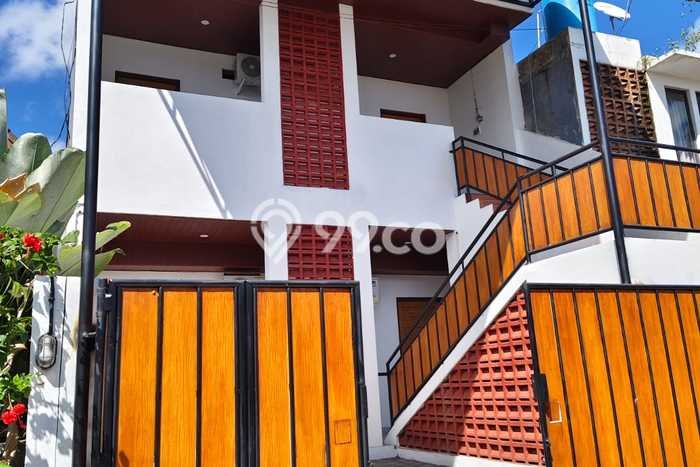 Rumah Elit Modern Tanpa Renovasi di Puri Gading Badung Rumah Elit Modern Tanpa Renovasi di Puri Gading Badung
