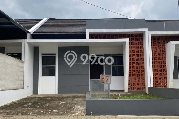 Jual Rumah Harga Miring Cicalengka Punya 2 Kamar & LT 72m2 Jual Rumah Harga Miring Cicalengka Punya 2 Kamar & LT 72m2