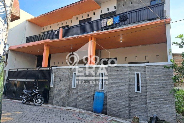 Dijual Segera Kost 24 Kamar, 8 Kamar Mandi di Gayamsari, Semarang, Luas 400m2 Dijual Segera Kost 24 Kamar, 8 Kamar Mandi di Gayamsari, Semarang, Luas 400m2