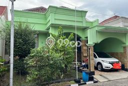 DIJUAL CEPAT! Rumah Premium area Banyumanik, Semarang, LT 223m2m² LB 200m2m² Bisa Nego! DIJUAL CEPAT! Rumah Premium area Banyumanik, Semarang, LT 223m2m² LB 200m2m² Bisa Nego!