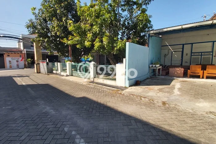Rumah Strategis Modern Lb 150m2 di Semarang Barat, Semarang Rumah Strategis Modern Lb 150m2 di Semarang Barat, Semarang