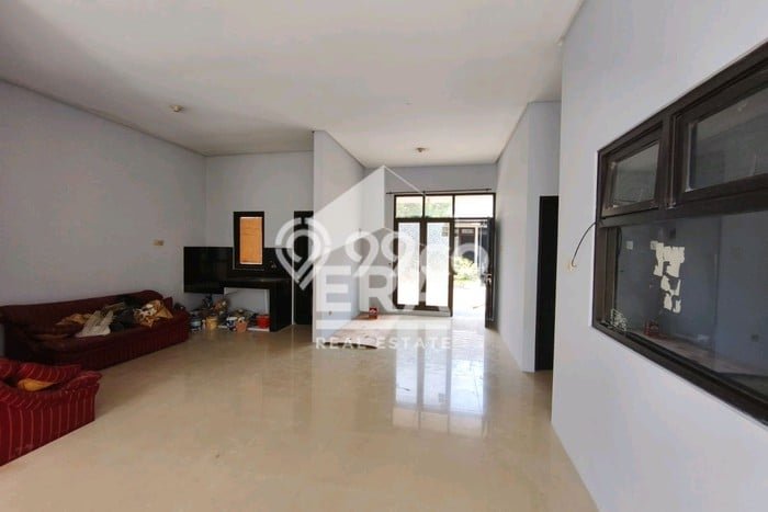 Hunian Cantik Minimalis Lb 85m2 di Banyumanik, Semarang Hunian Cantik Minimalis Lb 85m2 di Banyumanik, Semarang