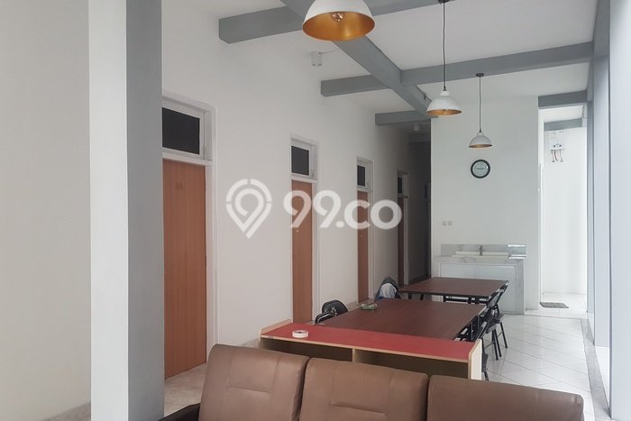 Rumah Kost untuk Dijual di Semarang Selatan dengan 27 KT, 19 KM, Luas 450m2 Rumah Kost untuk Dijual di Semarang Selatan dengan 27 KT, 19 KM, Luas 450m2