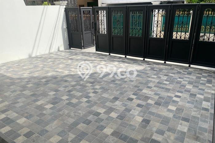 Rumah Elit LB 250m2 Siap Huni Desain Elegan di Pondok Bambu, Jakarta Timur Rumah Elit LB 250m2 Siap Huni Desain Elegan di Pondok Bambu, Jakarta Timur