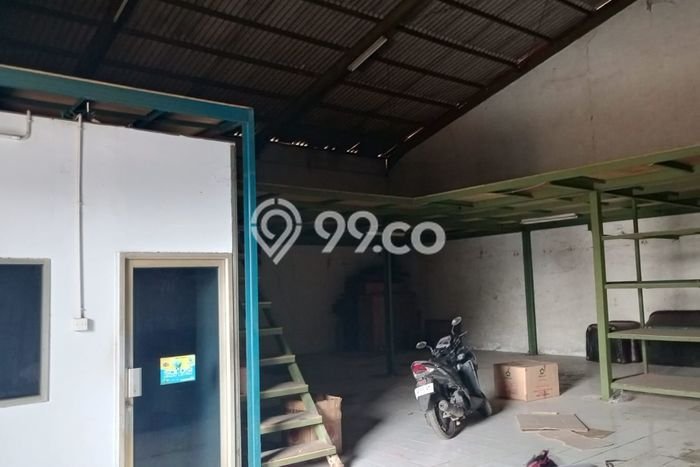 Gudang Dijual Lokasi Emas di Cimanggis Luas 550m2 Gudang Dijual Lokasi Emas di Cimanggis Luas 550m2