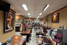 Area Ramai! Ruko Dijual di Kelapa Gading untuk Bisnis Luas Bangunan 550m2 Area Ramai! Ruko Dijual di Kelapa Gading untuk Bisnis Luas Bangunan 550m2