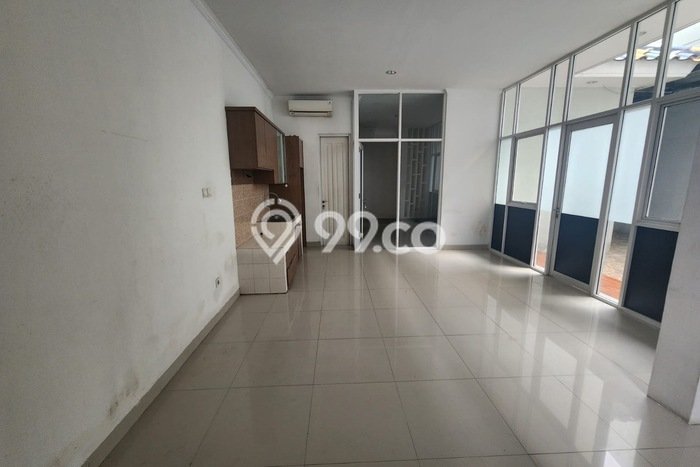 Sewa Rumah Murah di Gading Serpong Andalucia Tangerang dengan 3 Kamar Tidur Sewa Rumah Murah di Gading Serpong Andalucia Tangerang dengan 3 Kamar Tidur