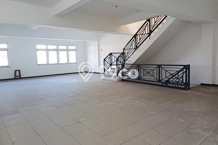 Lokasi Strategis! Dijual Ruko Bisnis di Rungkut, Surabaya Kondisi Baik Lokasi Strategis! Dijual Ruko Bisnis di Rungkut, Surabaya Kondisi Baik