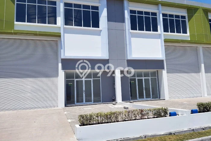Pabrik Usaha Dijual di Manyar Gresik LT 353m2 & LB 233m2 Pabrik Usaha Dijual di Manyar Gresik LT 353m2 & LB 233m2