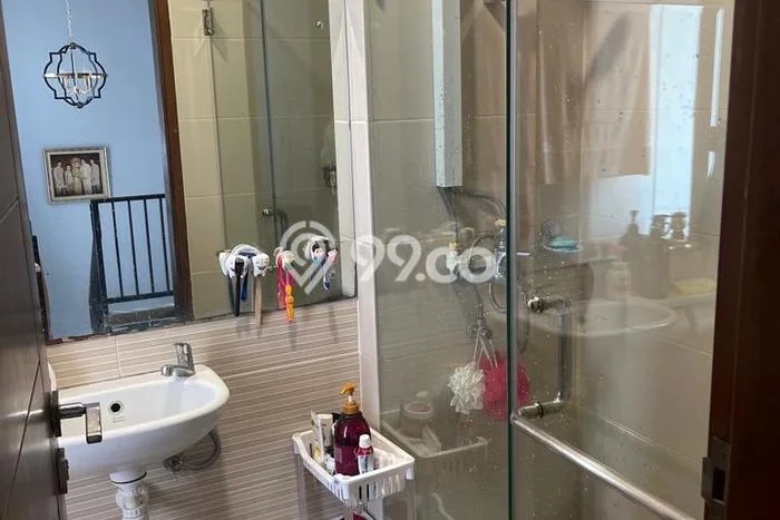 Jual Rumah Eksklusif 4 KT di Bintaro, Tangerang Selatan Jual Rumah Eksklusif 4 KT di Bintaro, Tangerang Selatan