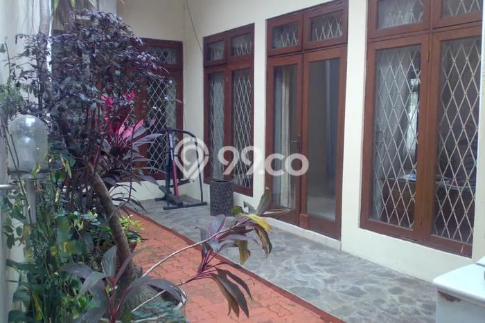 Ready to Use! Premium House LT 210m2 Desain Modern di Cinere Ready to Use! Premium House LT 210m2 Desain Modern di Cinere
