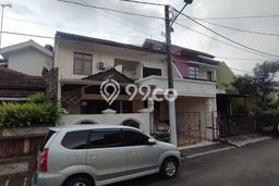 Rumah Mewah LB 207m2 Siap Pakai Desain Elegan di Cipinang, Jakarta Timur Rumah Mewah LB 207m2 Siap Pakai Desain Elegan di Cipinang, Jakarta Timur