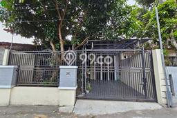 Rumah Strategis Modern Lb 130m2 di Sleman, Sleman Rumah Strategis Modern Lb 130m2 di Sleman, Sleman