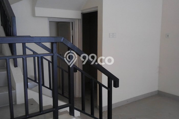 Ruko Dijual di Jakarta Barat LT 63m2 & LB 126m2 Lokasi Terbaik! Ruko Dijual di Jakarta Barat LT 63m2 & LB 126m2 Lokasi Terbaik!