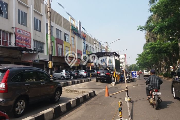 Komersial Dijual di Prime Area Jakarta Barat Luas 6m2 Komersial Dijual di Prime Area Jakarta Barat Luas 6m2