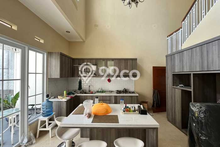 Hunian Elit LB 160m2 Siap Pakai Desain Elegan di Sayap Dago, Bandung Hunian Elit LB 160m2 Siap Pakai Desain Elegan di Sayap Dago, Bandung
