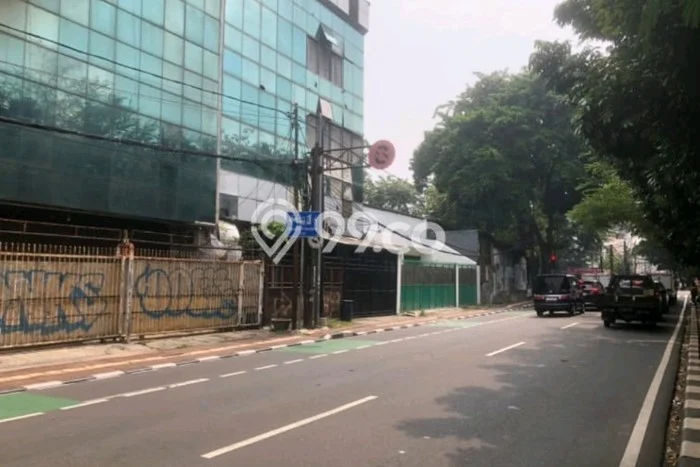 Tanah Disewa Strategis di Jakarta Pusat Luas 600m2 Tanah Disewa Strategis di Jakarta Pusat Luas 600m2
