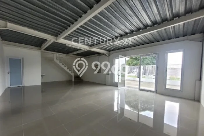 Disewakan Gudang di Kawasan Ramai Cikarang Luas 900m2 Disewakan Gudang di Kawasan Ramai Cikarang Luas 900m2