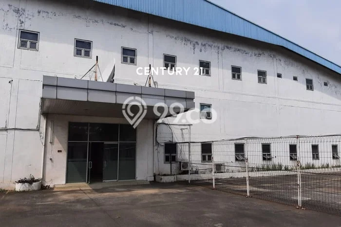 Gudang Disewa di Bekasi dengan LB 1728m2 Area Komersial Ramai Gudang Disewa di Bekasi dengan LB 1728m2 Area Komersial Ramai