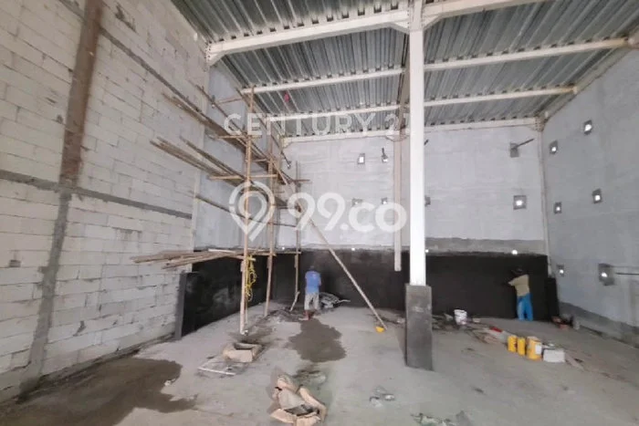 Gudang Disewa di Bekasi dengan LB 442m2 Area Komersial Ramai Gudang Disewa di Bekasi dengan LB 442m2 Area Komersial Ramai