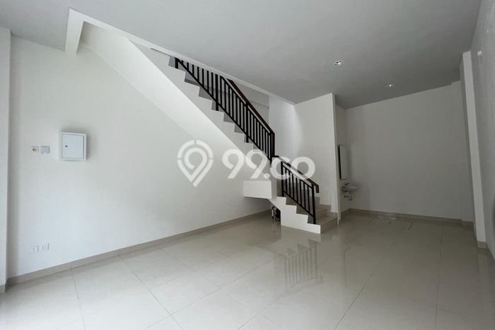 Unit Ruko Dijual di Tangerang LT 60m2 & LB 158m2 Unit Ruko Dijual di Tangerang LT 60m2 & LB 158m2