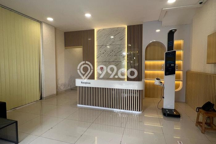 Unit Ruko Dijual di BSD Tangerang Selatan Luas Tanah 107m2, Luas Bangunan 356m2 Unit Ruko Dijual di BSD Tangerang Selatan Luas Tanah 107m2, Luas Bangunan 356m2