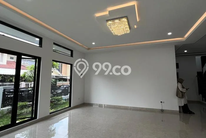 Hunian Mewah Dijual LT 218m2 di BSD, Tangerang Selatan Hunian Mewah Dijual LT 218m2 di BSD, Tangerang Selatan