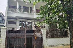 Dijual Rumah Luas Elegan Dengan View Eksklusif di Pondok Indah, Jakarta Selatan Dijual Rumah Luas Elegan Dengan View Eksklusif di Pondok Indah, Jakarta Selatan