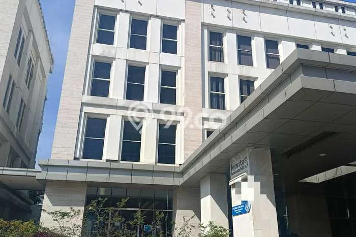Kantor disewakan di BSD Tangerang Selatan dengan luas bangunan 655m2 Kantor disewakan di BSD Tangerang Selatan dengan luas bangunan 655m2