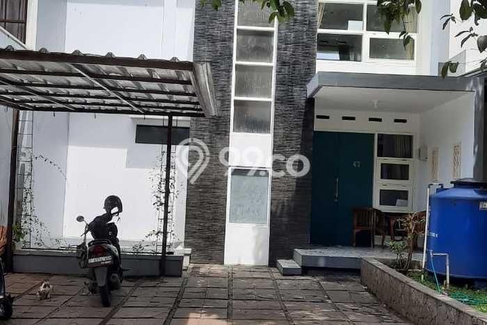 For Sale! Luxury House LT 189m2 Desain Elegan di Dago For Sale! Luxury House LT 189m2 Desain Elegan di Dago