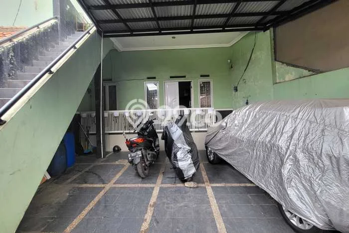 Rumah Kost Dijual di Lengkong, Bandung, Spesifikasi 9 KT, 9 KM, 400m2 Rumah Kost Dijual di Lengkong, Bandung, Spesifikasi 9 KT, 9 KM, 400m2