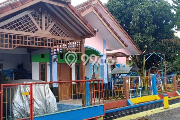 For Sale Rumah 3 Kamar Lokasi Ideal Nyaman dan Strategis di Garut Kota For Sale Rumah 3 Kamar Lokasi Ideal Nyaman dan Strategis di Garut Kota