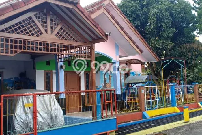For Sale Rumah 3 Kamar Lokasi Ideal Nyaman dan Strategis di Garut Kota For Sale Rumah 3 Kamar Lokasi Ideal Nyaman dan Strategis di Garut Kota