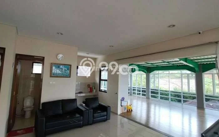 Siap Huni Rumah Mewah 5 Kamar di Cimenyan Dekat ke Mana Saja Siap Huni Rumah Mewah 5 Kamar di Cimenyan Dekat ke Mana Saja