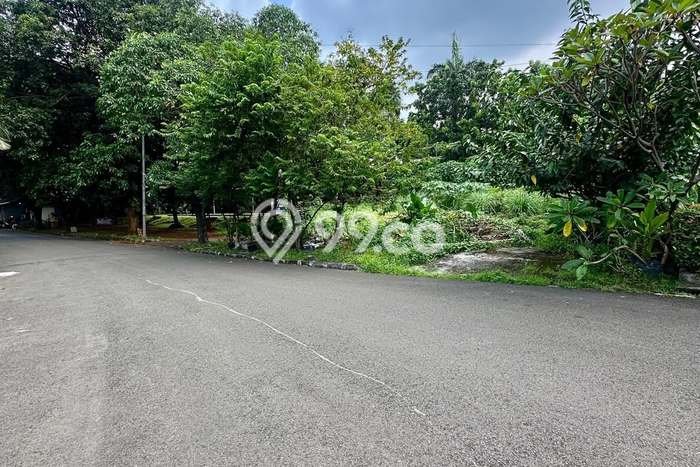 Lahan Dijual Lokasi Strategis di Jakarta Selatan dengan Luas 210m2 Lahan Dijual Lokasi Strategis di Jakarta Selatan dengan Luas 210m2