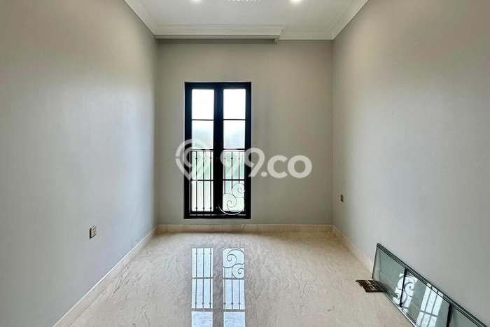 Rumah Elit Modern Siap Huni di Warung Buncit Jakarta Selatan Rumah Elit Modern Siap Huni di Warung Buncit Jakarta Selatan